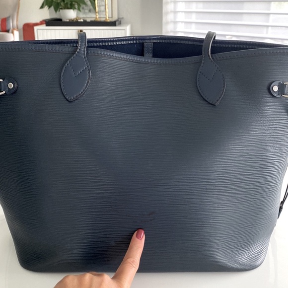 Louis Vuitton Epi Sapphire Neverfull MM - Picture 11 of 16